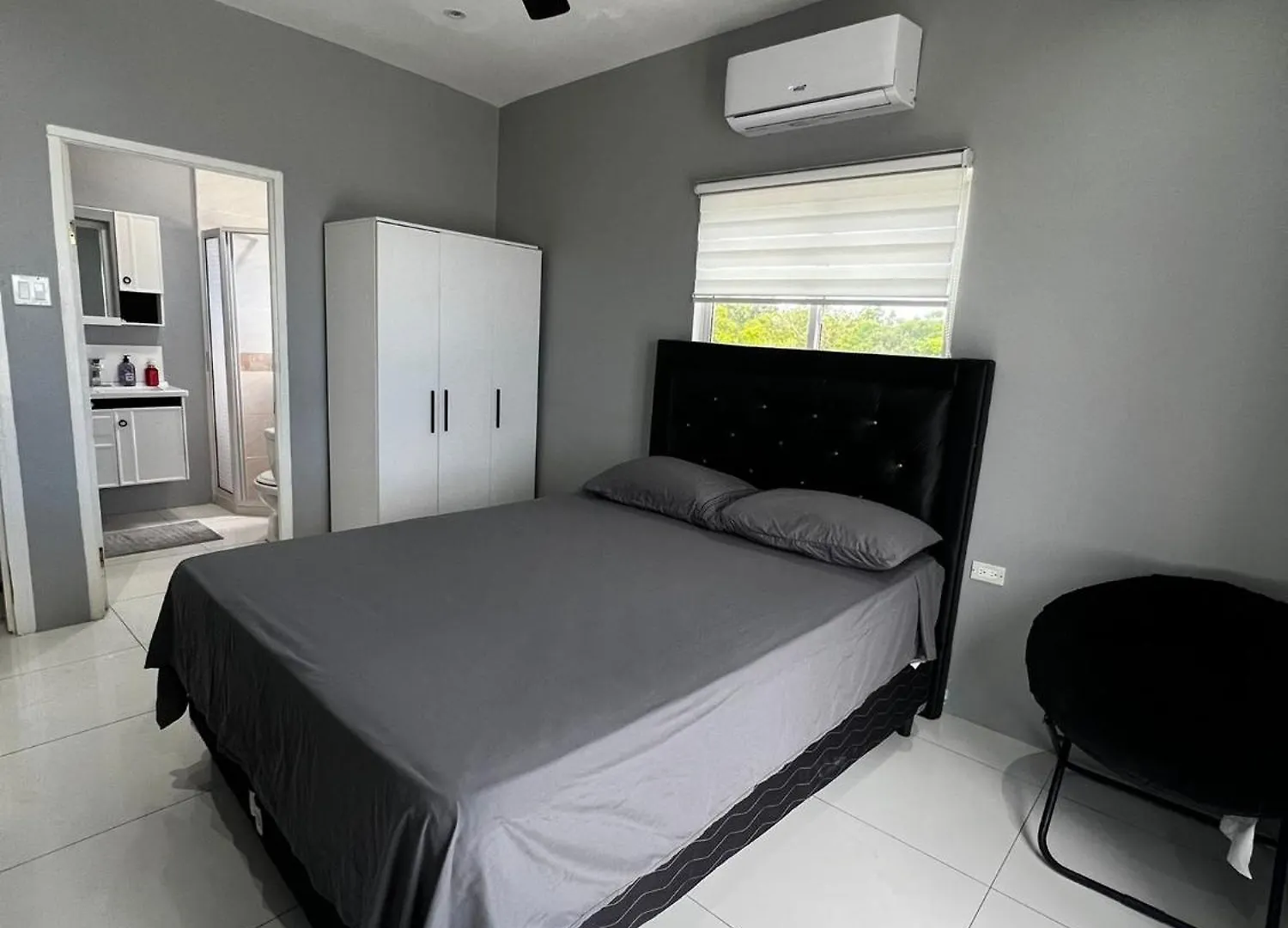 Montego Bay 4 Star Ensuite Rooms ジャマイカ